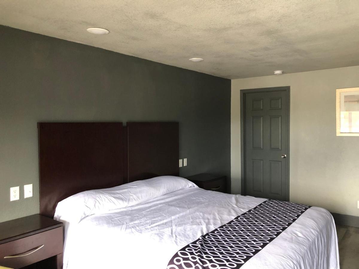 Budget Inn Valparaiso/Niceville @ Eglin Afb & Destin-Fwb Airport Exterior foto